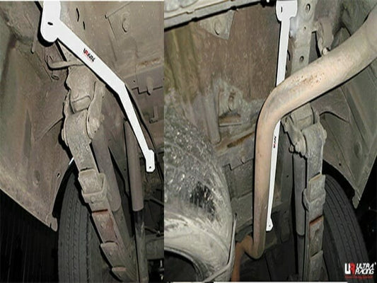 Ultra Racing 4-Point Rear Lower Bar for Toyota Commuter H200