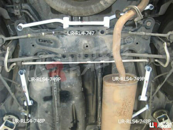 Ultra Racing Toyota Harrier (XU30) 2.4 2WD 04-09 LHD/RHD UltraRacing 4-Point Rear Lower Bar (749P) UR-RS4-749P
