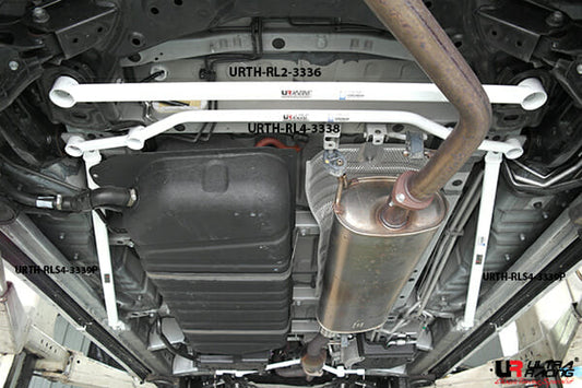 Ultra Racing 2-Point Rear Lower Brace for Toyota Alphard AH30