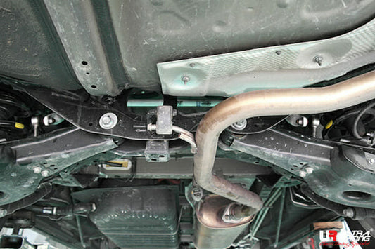 Ultra Racing Rear Sway Bar 24mm for Toyota Alphard AH30