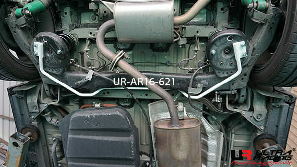 Ultra Racing Rear Sway Bar 16mm for Toyota Voxy (R80)