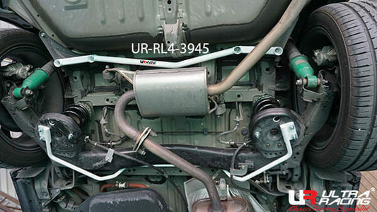 Ultra Racing 4-Point Rear Lower Bar for Toyota Noah R80