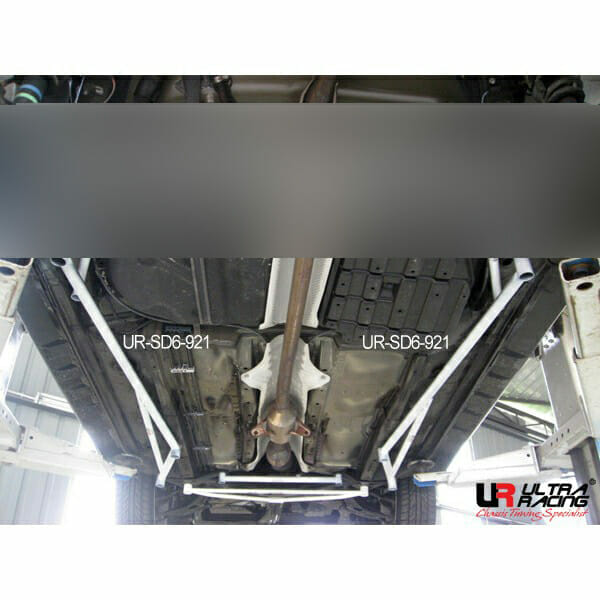 Ultra Racing Toyota Wish (AE10) 1.8/2.0 03-09/Wish 1.8/2.0 09-17 2WD UltraRacing 6-Point Rear Torsion Bar (921P) UR-SD6-921P