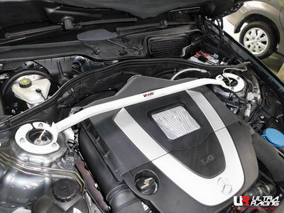 Ultra Racing Front Strut Brace Mercedes S-Class W221