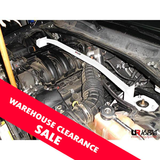 Ultra Racing Chrysler 300C Front Strut Brace | 2-Point