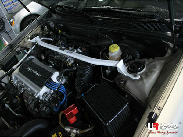 Ultra Racing 2-Point Front Upper Strut Bar for Renault Samsung SM5 SM5