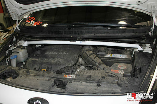 Ultra Racing 2-Point Front Upper Strut Bar for Kia Carens RP 1.7D