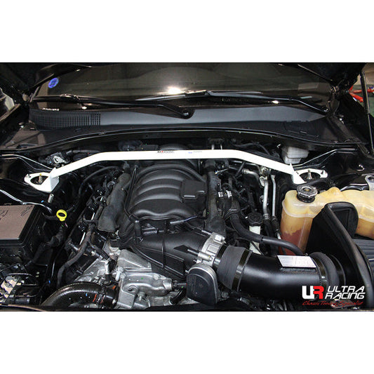 Ultra Racing Chrysler 300C Front Strut Brace