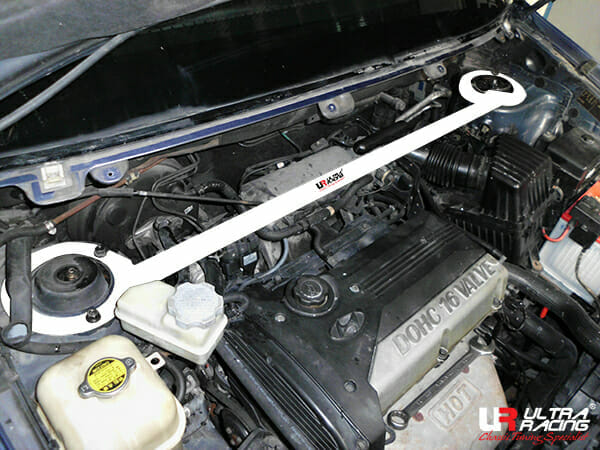 Ultra Racing 2-Point Front Upper Strut Bar for Hyundai Trajet