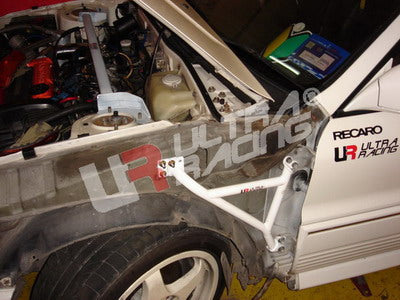 Ultra Racing Mitsubishi Galant VR4 Front Strut Brace TW2-379