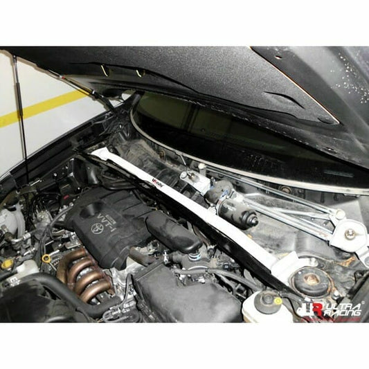 Ultra Racing Front Upper Strut Bar Toyota Highlander XU40