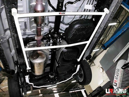 Ultra Racing 4-Point Rear Lower Bar for Toyota Innova AN140