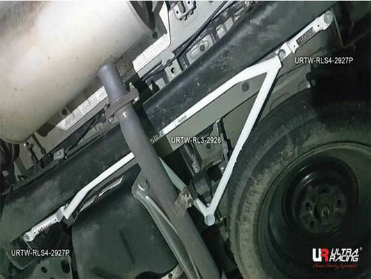 Ultra Racing 3-Point Rear Lower Bar for Toyota Sienna XL30
