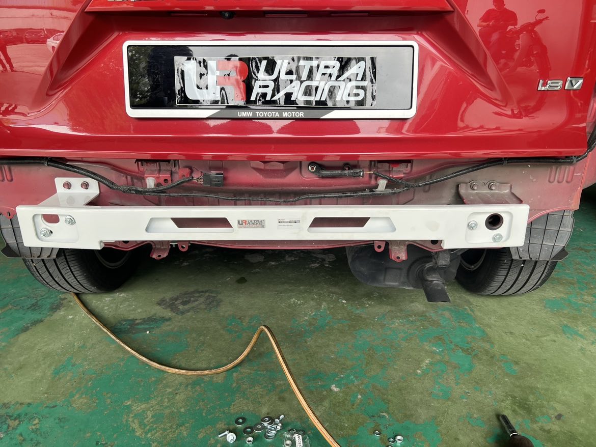 Ultra Racing TOYOTA COROLLA CROSS Ultra Racing Rear Anti-Collision Brace UR-CR2-4494