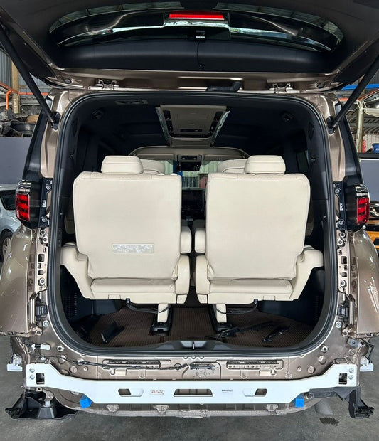 Ultra Racing Rear Anti-Collision Brace for Toyota Alphard