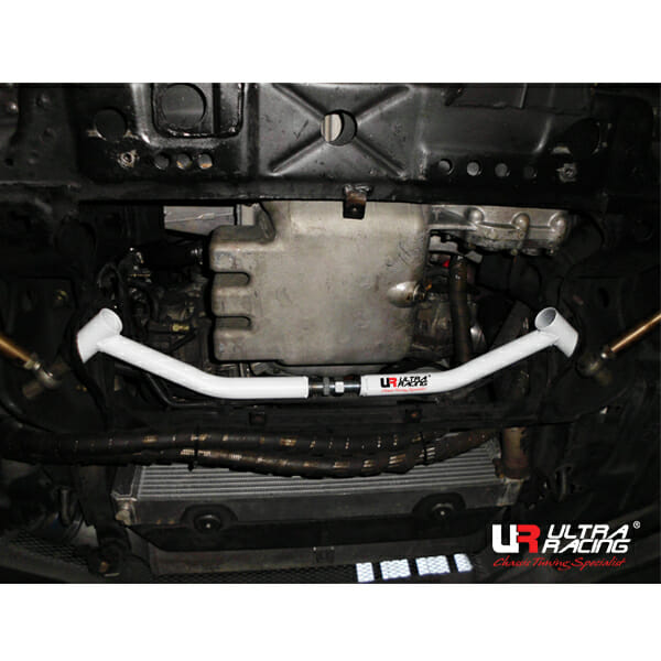 Ultra Racing 2-Point Front Lower Tiebar for Nissan Skyline GTR R34