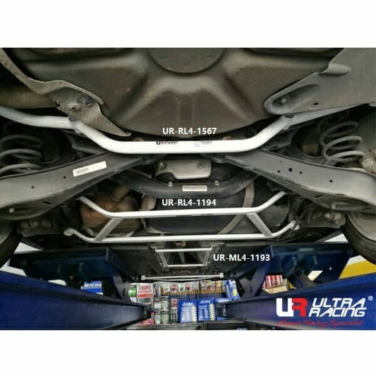 Ultra Racing 4-Point Rear Lower Bar for VW Jetta A5 & Mk6