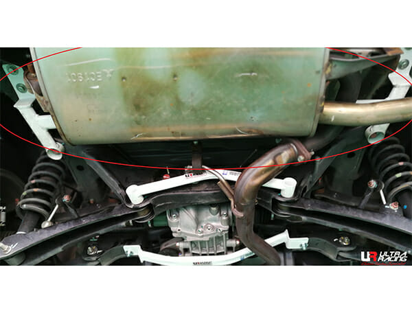 Ultra Racing Mitsubishi ASX 2.0 2WD/4WD FL 13+ UltraRacing 4-Point Rear Lower Bar (3390) UR-RL4-3390