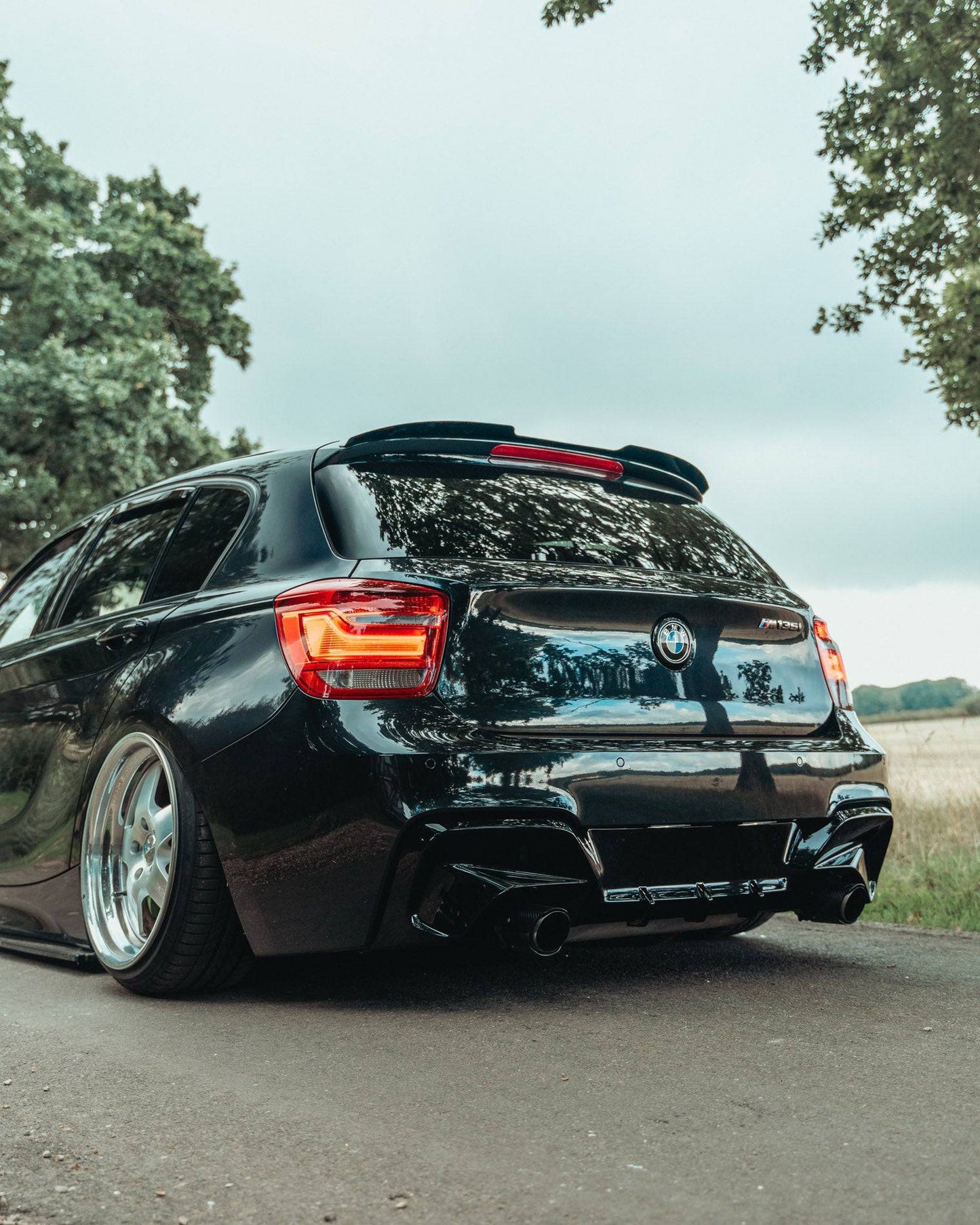 ZAERO EVO-1 Gloss Black Rear Diffuser for BMW 1 Series F20 F21