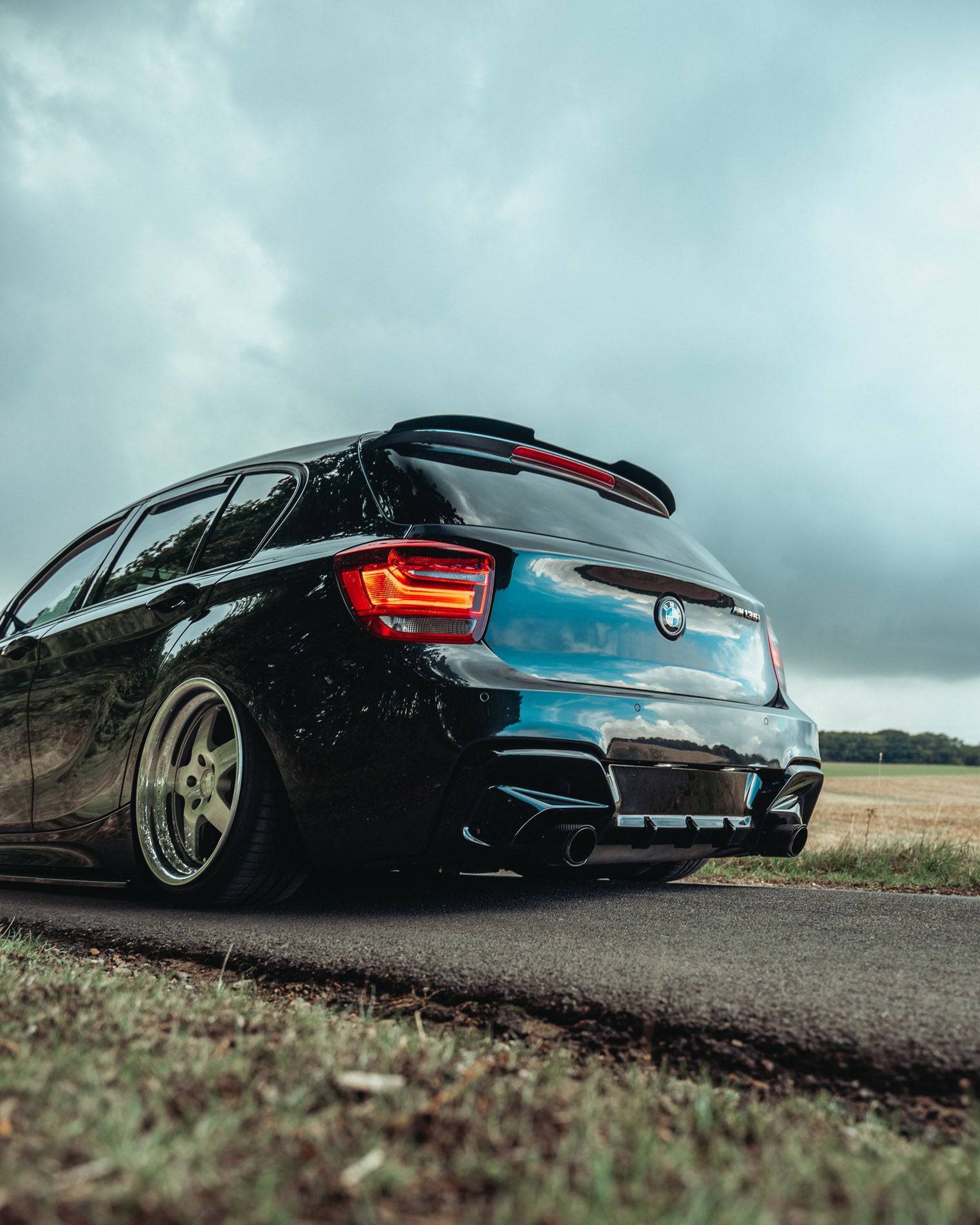 ZAERO EVO-1 Gloss Black Rear Diffuser for BMW 1 Series F20 F21