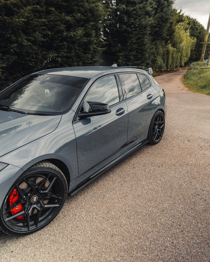 ZAERO EVO-1 Gloss Black Side Skirts BMW 1 Series F40