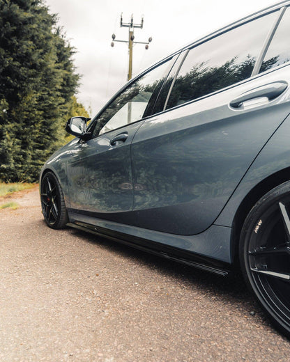 ZAERO EVO-1 Gloss Black Side Skirts BMW 1 Series F40