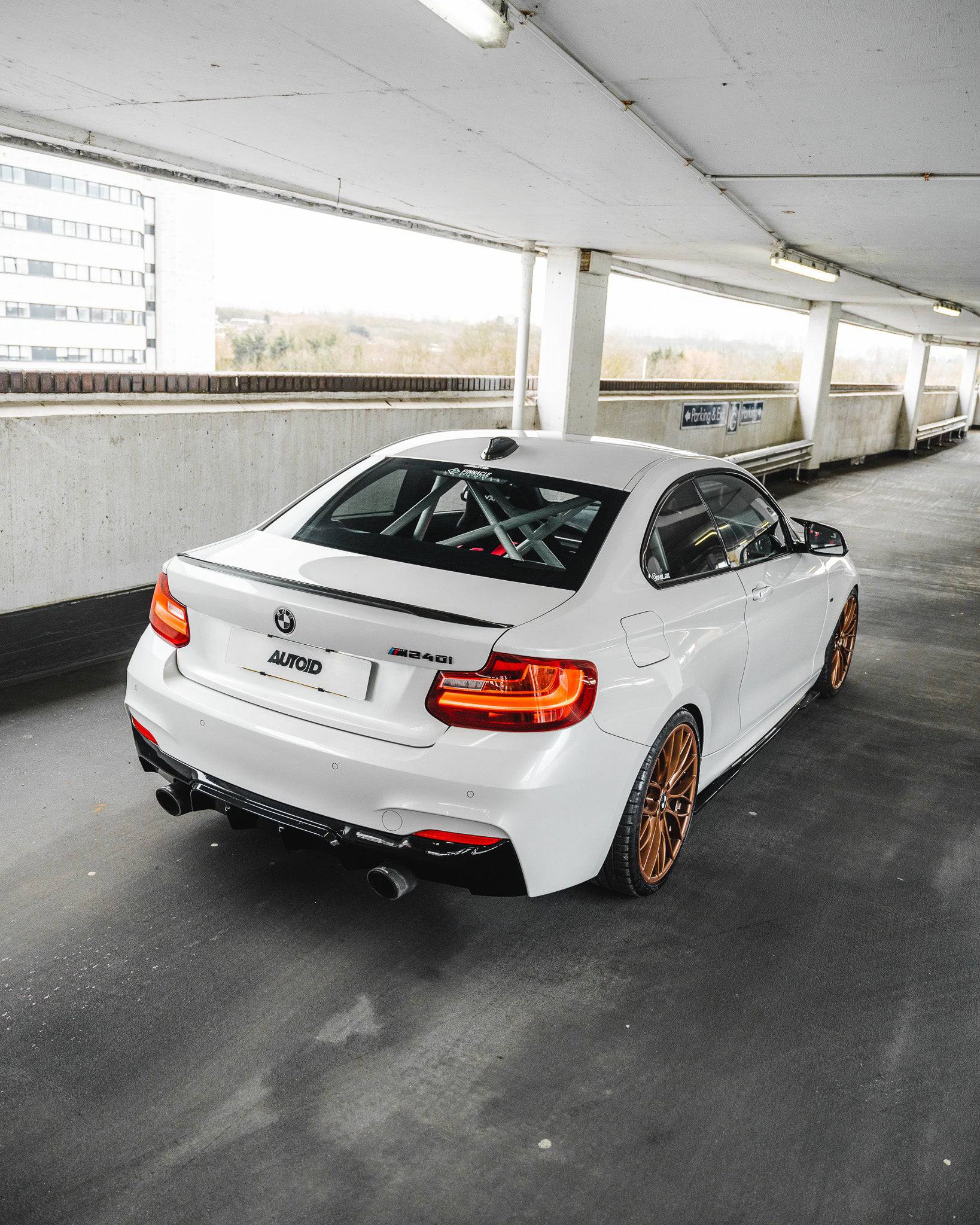 ZAERO EVO-1 Gloss Black Rear Diffuser BMW 2 Series F22/F23