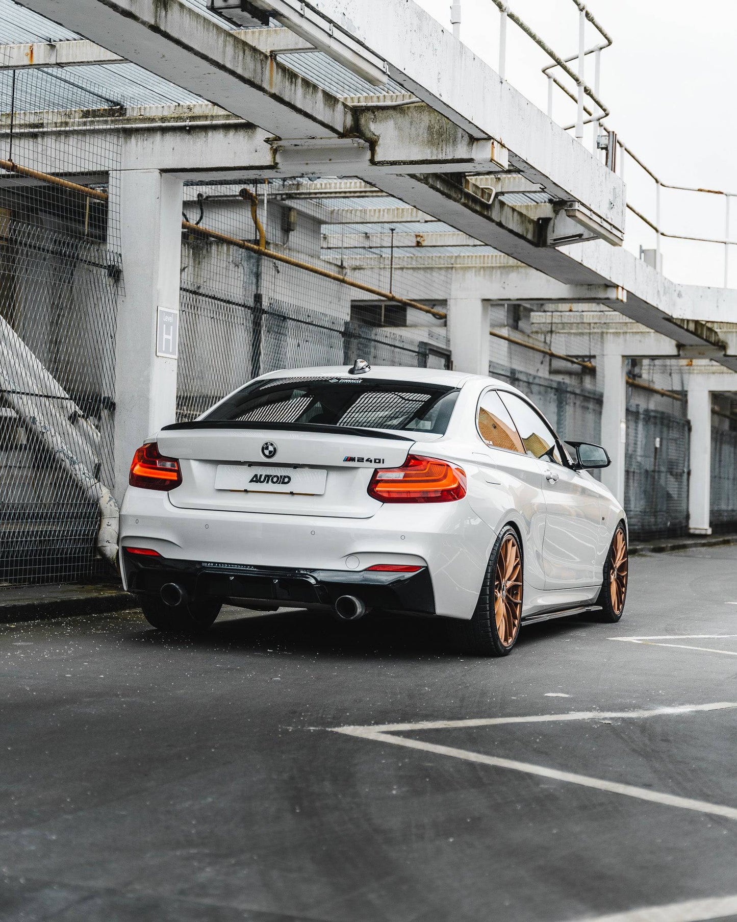 ZAERO EVO-1 Gloss Black Rear Diffuser BMW 2 Series F22/F23