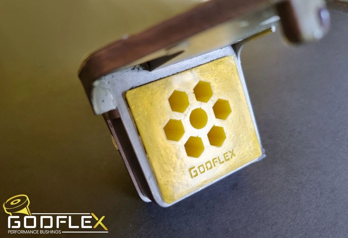 Renault Sport Clio RS 172 & 182 Mk2 (1998-2005) Exhaust Mount Bushes PAIR