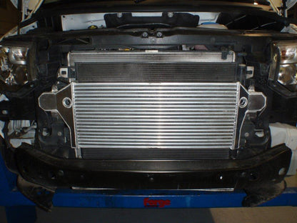 Forge Motorsport Intercooler for Volkswagen T5 1.9/2.5 and T5.1 2.0 TDI Single turbo (FMINTVWT5) - photo 6