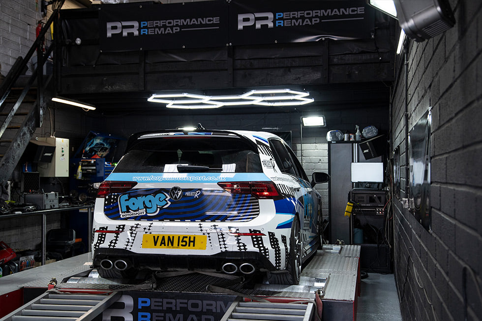 Forge Motorsport Carbon Fibre Induction Kit for Skoda Octavia Mk3 5E VRS 2.0 TSI (FMINDK40) - photo 10
