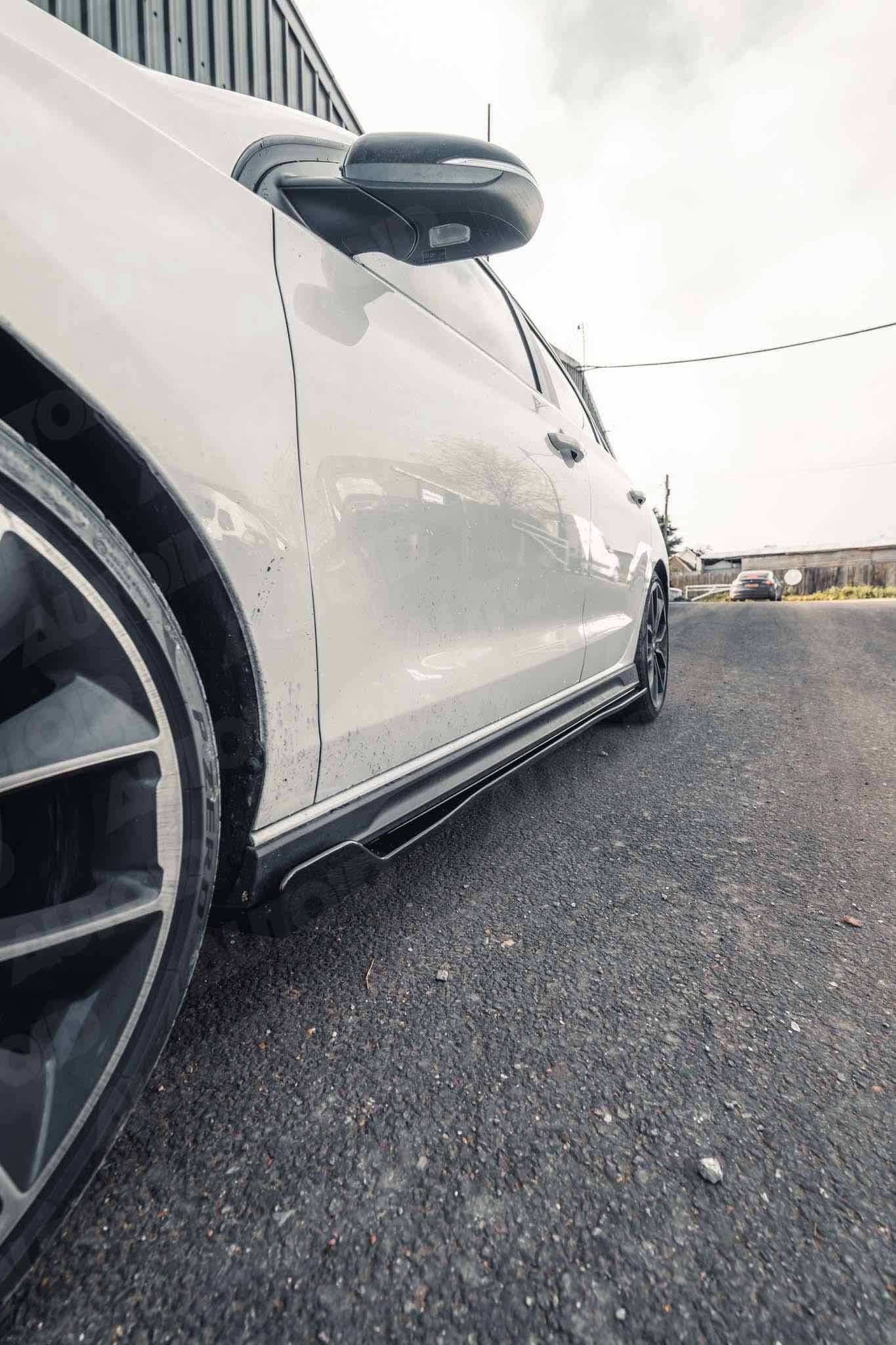 ZAERO EVO-1 Gloss Black Side Skirts for Hyundai i30 N (Pair)