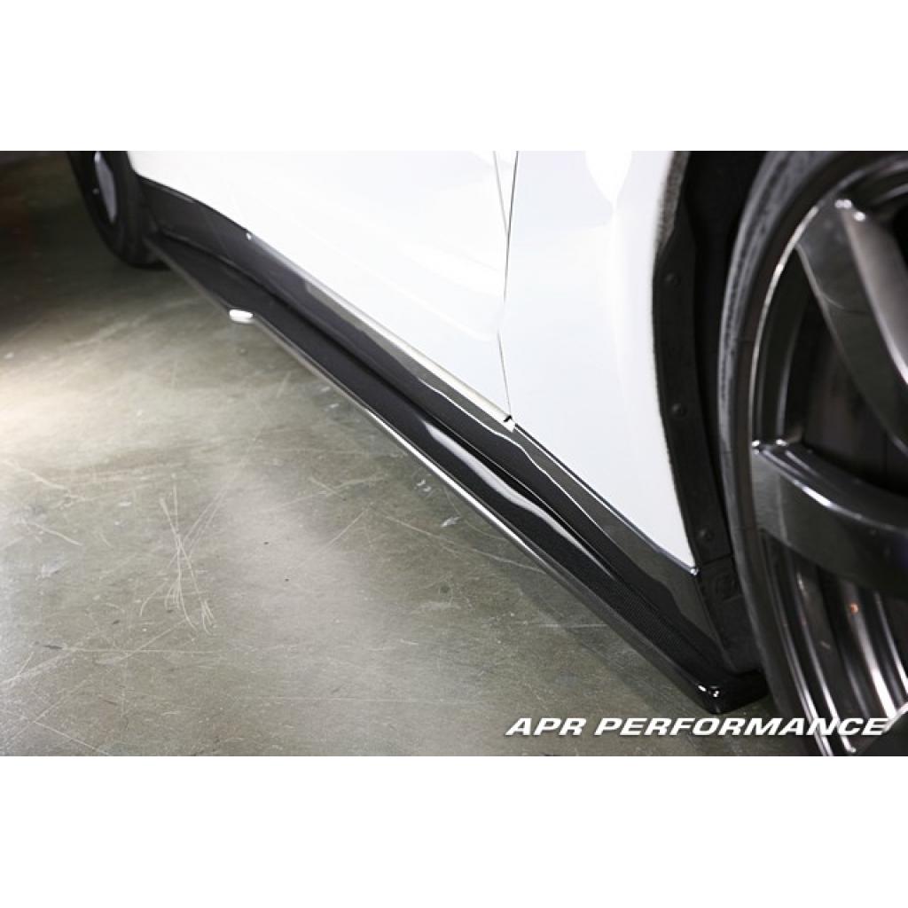 APR Carbon Fibre Side Rocker Extensions for Nissan GT-R R35 2008-2016 - image 4