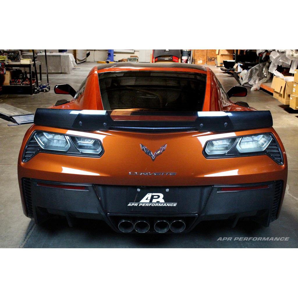 APR Carbon Fibre Rear Tail Light Bezels for Chevrolet Corvette C7 & C7 Z06 2014-2019 - image 3