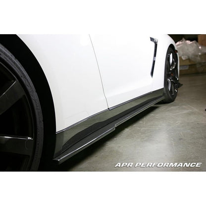 APR Carbon Fibre Side Rocker Extensions for Nissan GT-R R35 2008-2016 - image 3