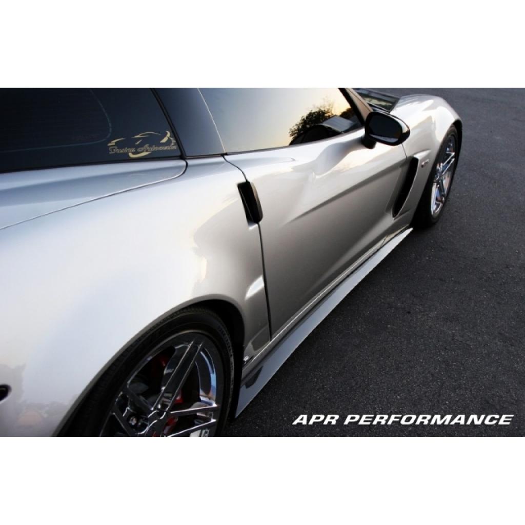 APR Carbon Fibre Side Rocker Extensions for Chevrolet Corvette C6 Z06 & Grand Sport 2006-2013 - image 4
