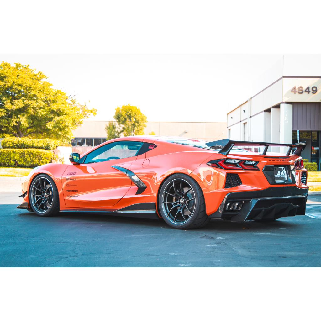 APR Carbon Fibre Door Handle & Quarter Panel Trims for Chevrolet Corvette C8 2020+ - image 3
