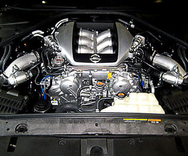 HKS SQV4 BOV for Nissan GT-R R35 (w/ Polished Intake Pipes) - FD Racing