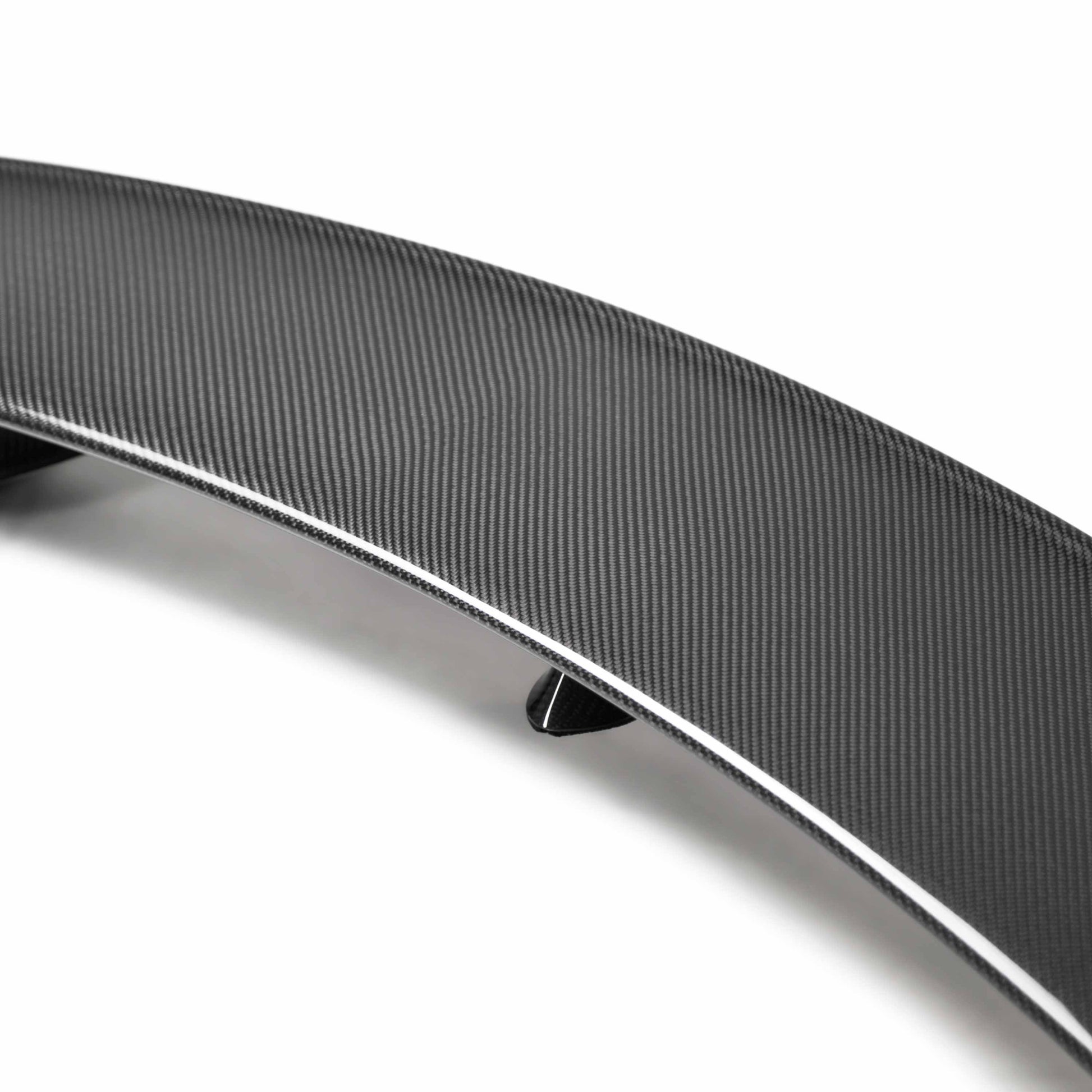 OEM-STYLE CARBON FIBRE REAR SPOILER FOR 2009-2020 NISSAN GT-R