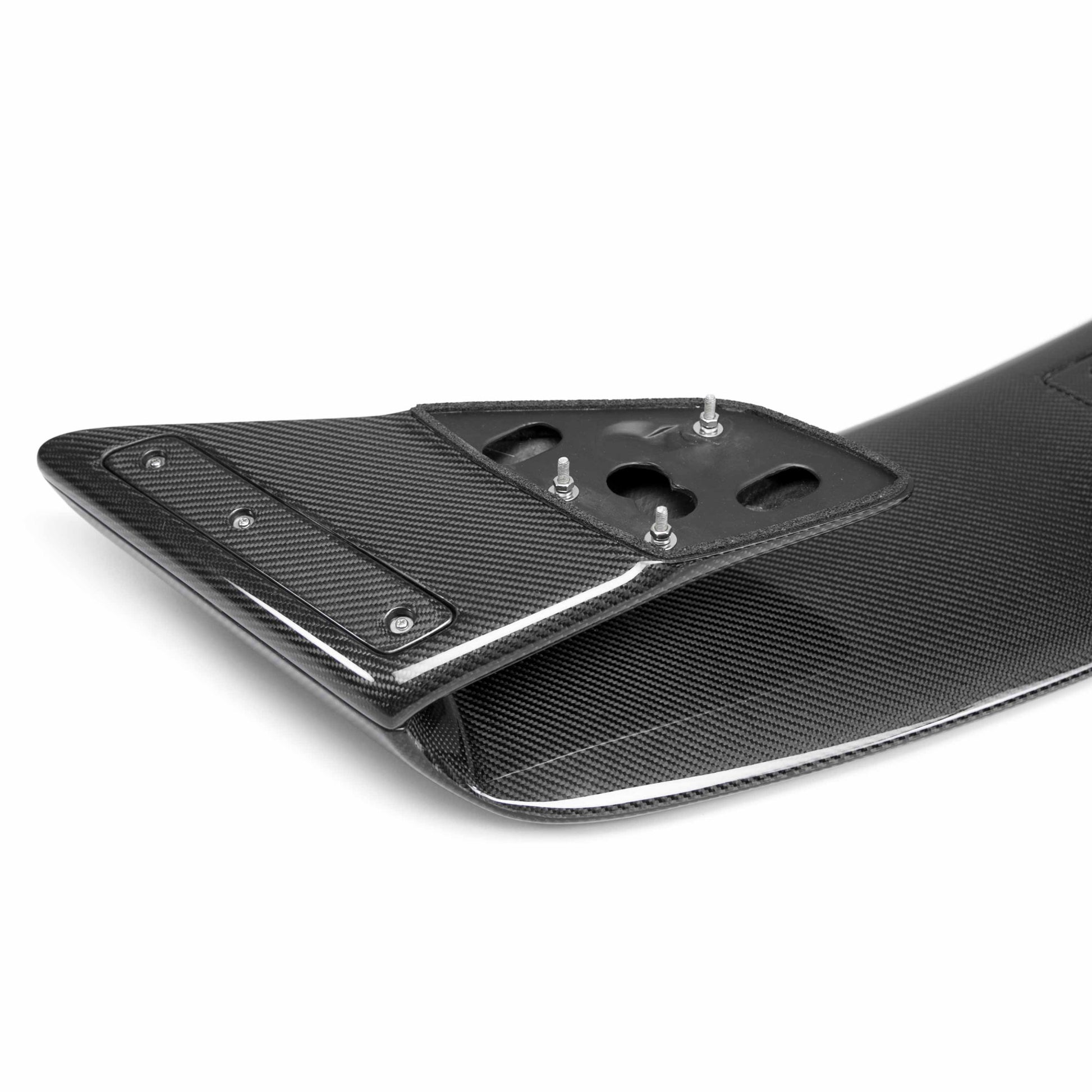 OEM-STYLE CARBON FIBRE REAR SPOILER FOR 2009-2020 NISSAN GT-R