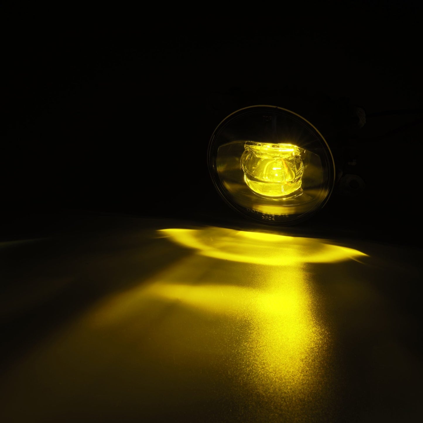 Universal Acura/Ford/Honda/Jaguar/Lincoln/Mitsubishi/Nissan/Subaru DoubleTap Dual Color LED Projector Fog Lights | AlphaRex