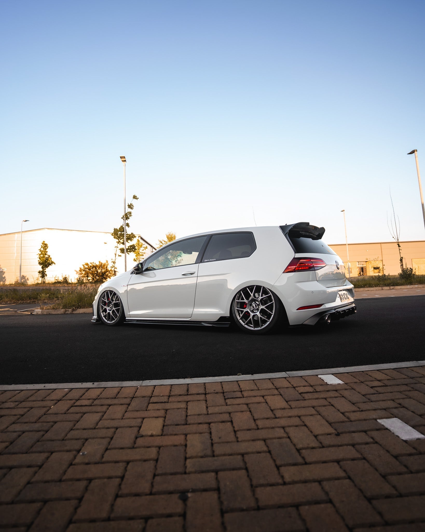 ZAERO EVO-1 Gloss Black Rear Spoiler for VW Golf | Volkswagen Golf