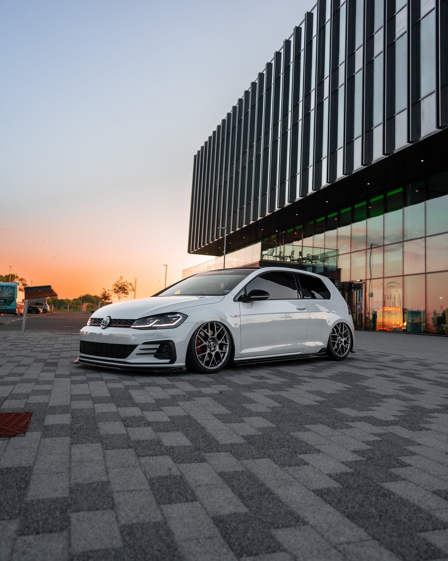 ZAERO EVO-1 Gloss Black Front Splitter for VW Golf | Volkswagen Golf