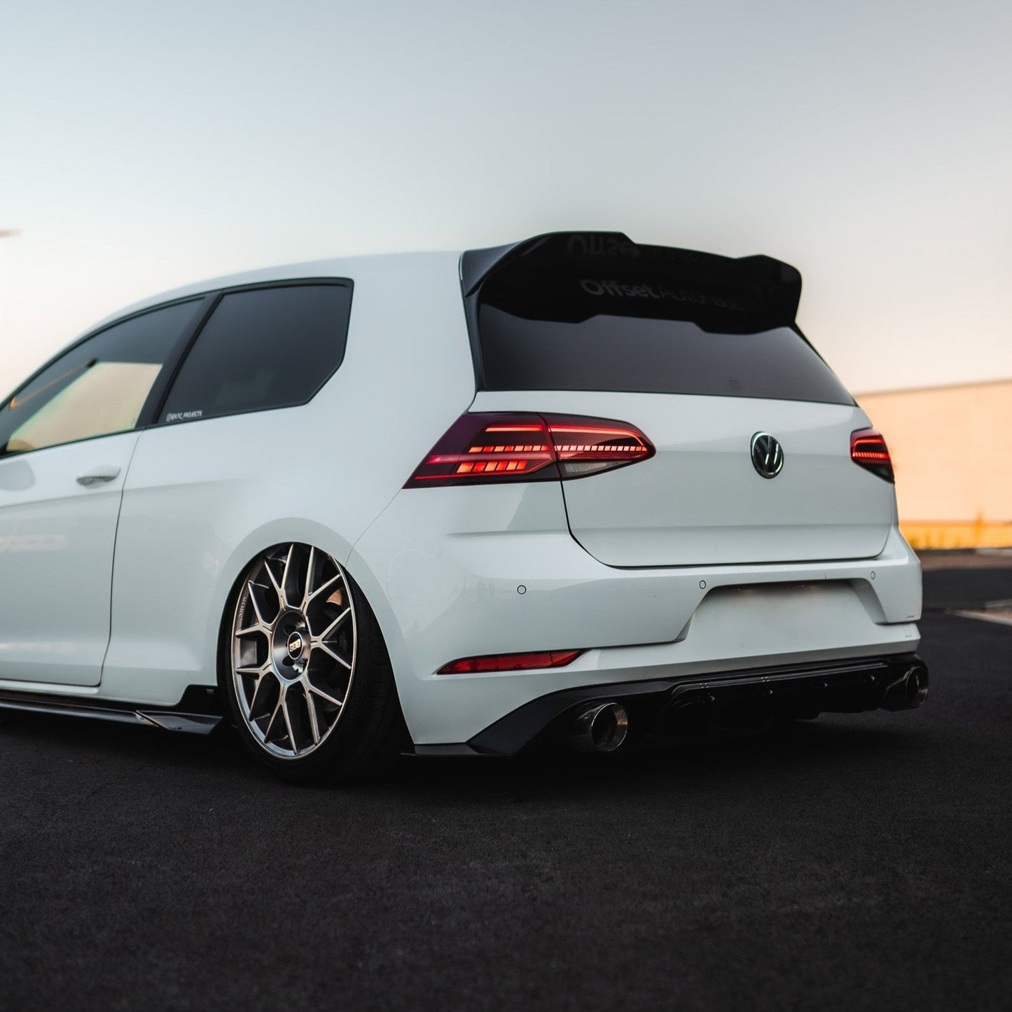 ZAERO EVO-1 Gloss Black Rear Diffuser for VW Golf GTI Mk7.5