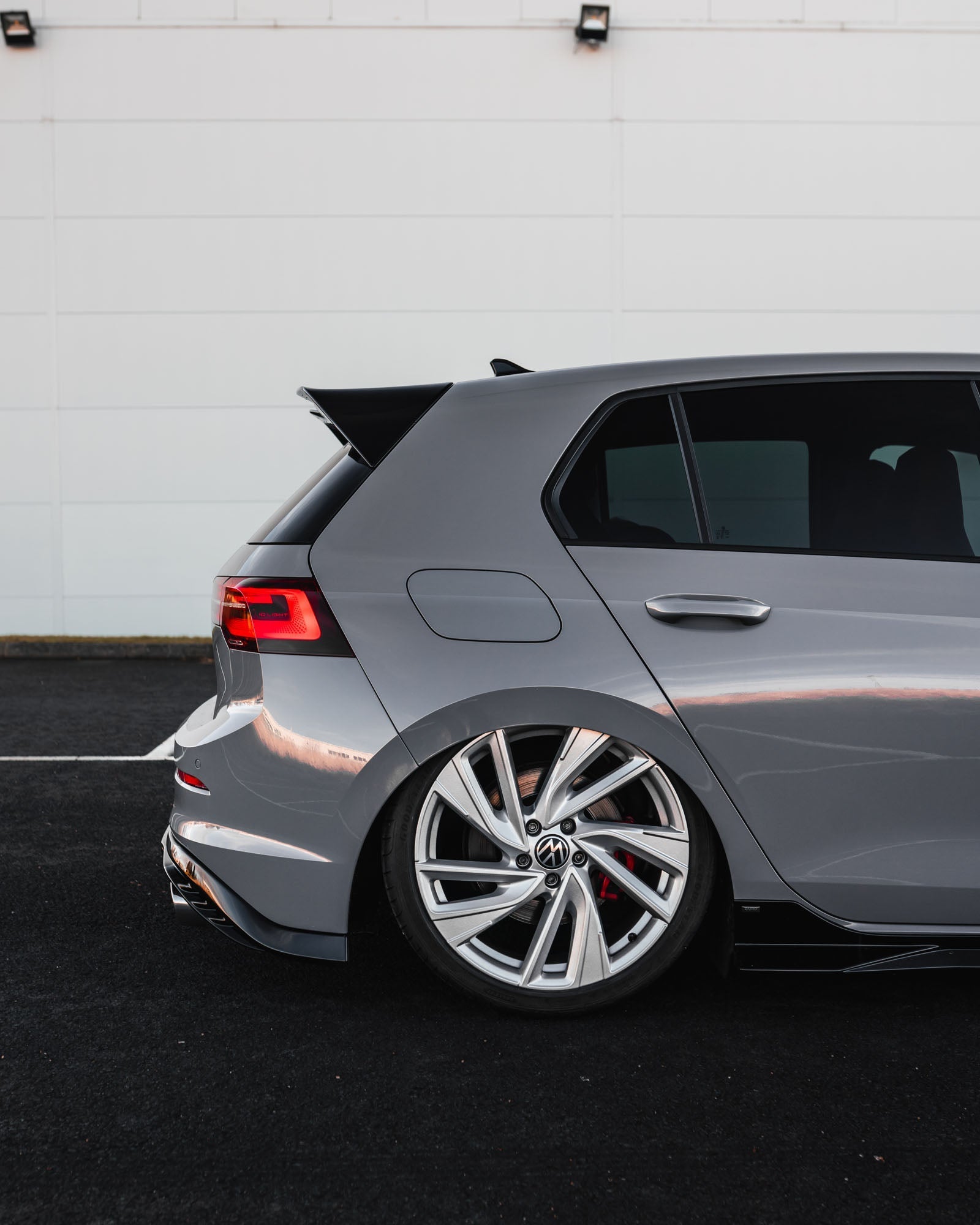 ZAERO EVO-1 Gloss Black Rear Diffuser for VW Golf | Volkswagen Golf