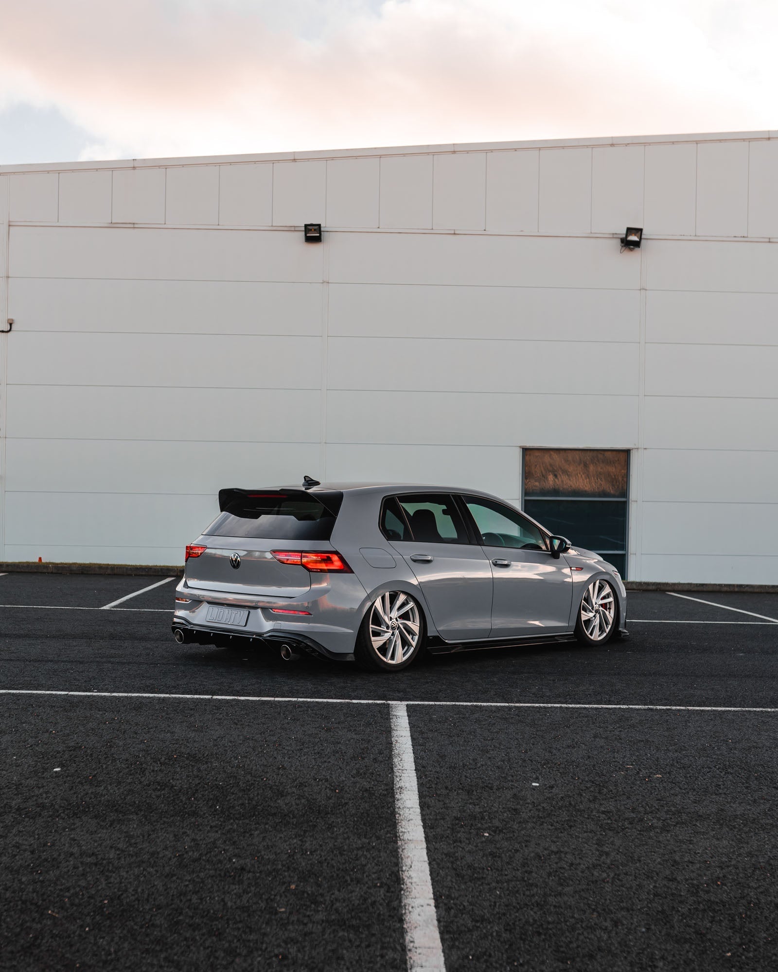 ZAERO EVO-1 Gloss Black Rear Spoiler for VW Golf | Multiple Fitments
