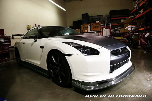 APR Carbon Fiber Front Airdam - Nissan GTR R35 2008 - 2011